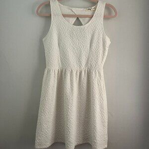 White Textured Olive & Oak Dress